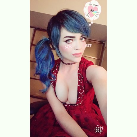 Foto di nudo di fuga di OnlyFans di Blue Madrigal