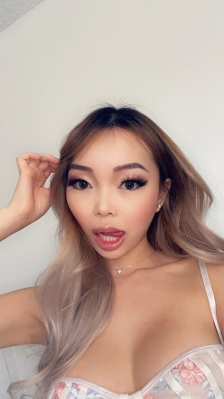 Foto di nudo di fuga di OnlyFans di Vboo