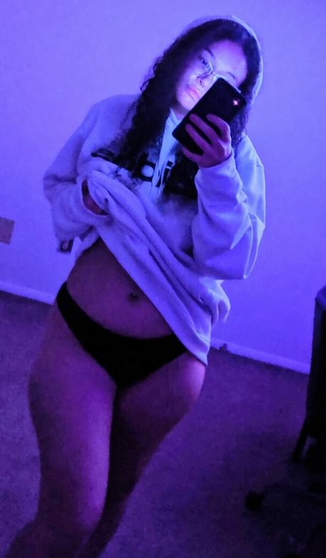 Foto di nudo di fuga di OnlyFans di Xemerly