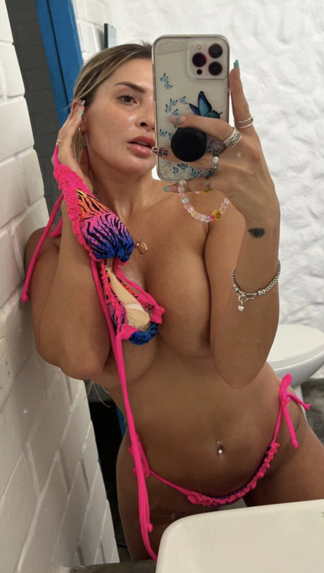 Foto di nudo di fuga di OnlyFans di Macarena Gastaldo