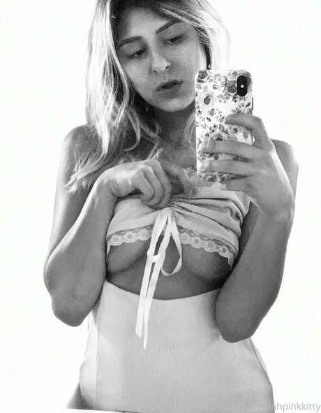 Mariahpinkkitty