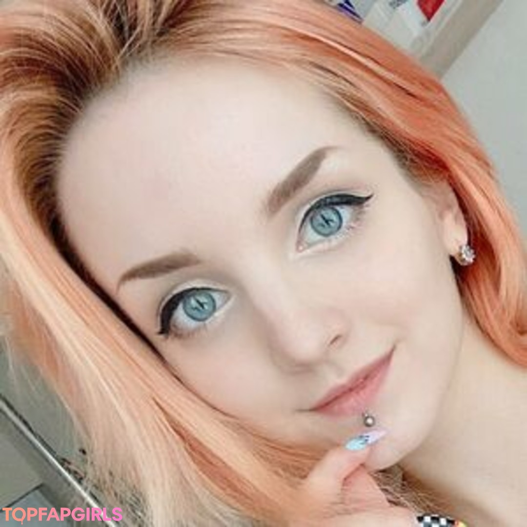 Foto di nudo di fuga di OnlyFans di Luventa #1007