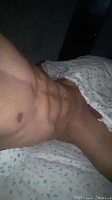 Foto di nudo di fuga di OnlyFans di Petercute