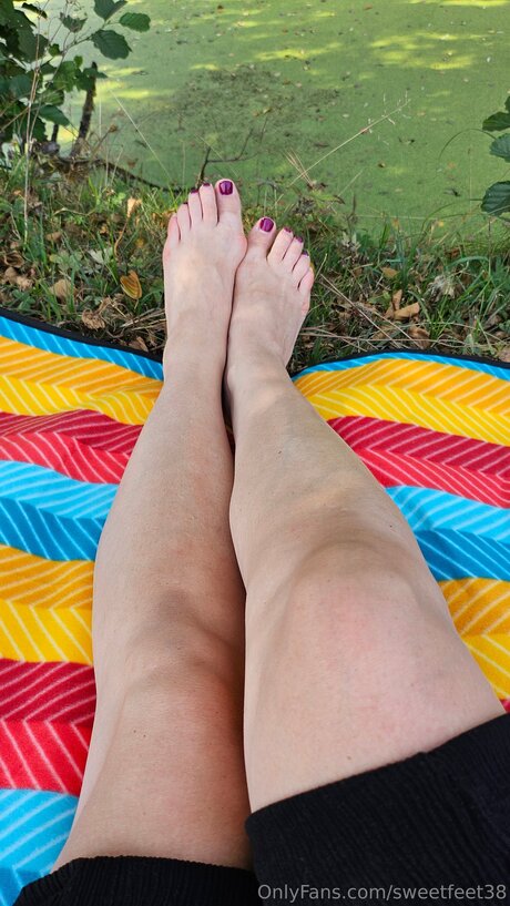 Foto di nudo di fuga di OnlyFans di Sweetfeet38