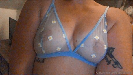Foto di nudo di fuga di OnlyFans di Babbiangela