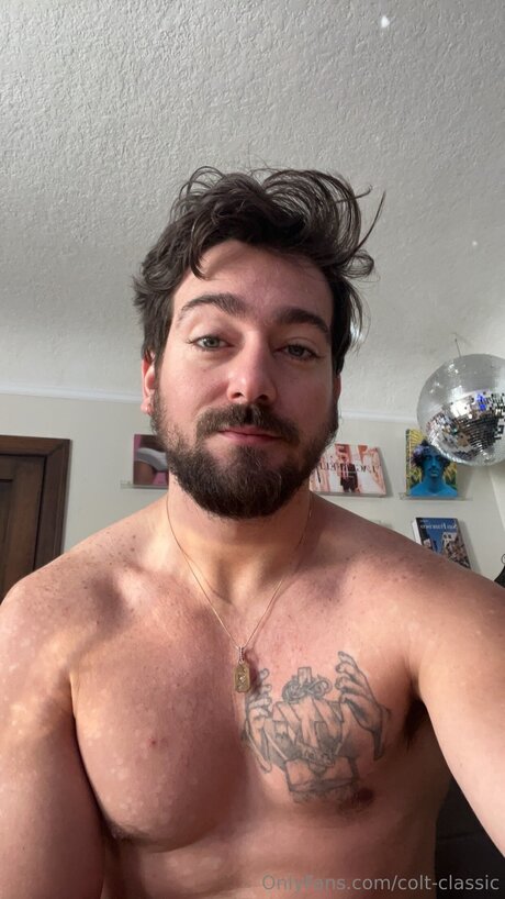 Foto di nudo di fuga di OnlyFans di Colt Classic