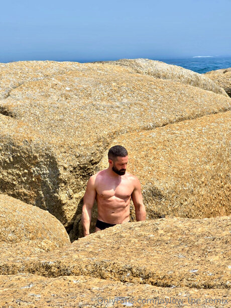 Foto di nudo di fuga di OnlyFans di Framework Studios