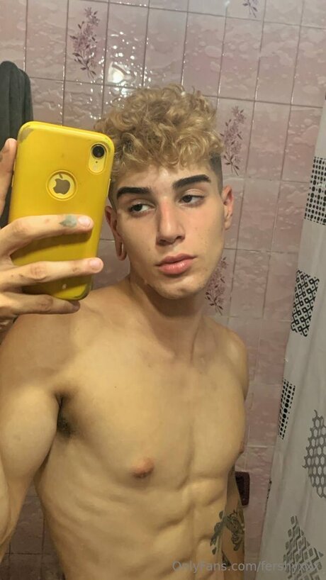 Foto di nudo di fuga di OnlyFans di Fershyxxx