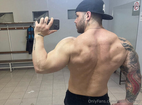 Thebigboy90