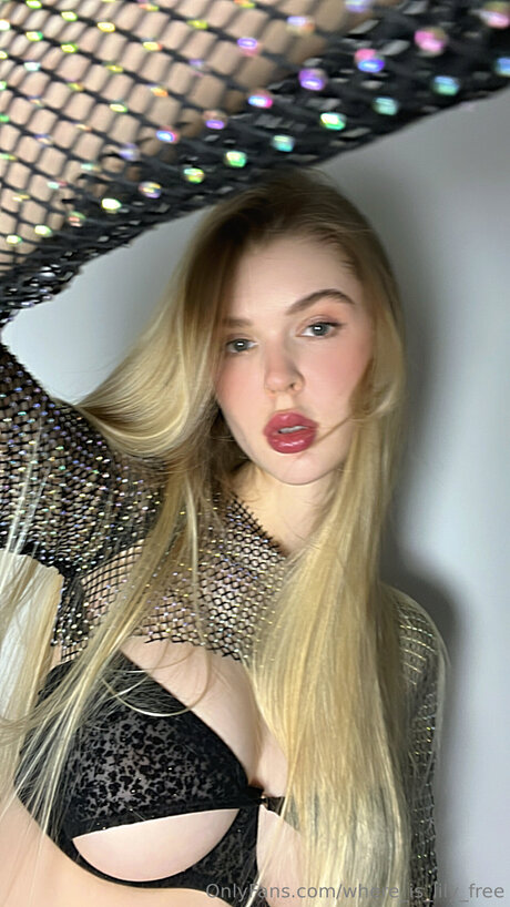 Foto di nudo di fuga di OnlyFans di Where Is Lily Free