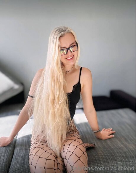 Foto di nudo di fuga di OnlyFans di Nicoleblond