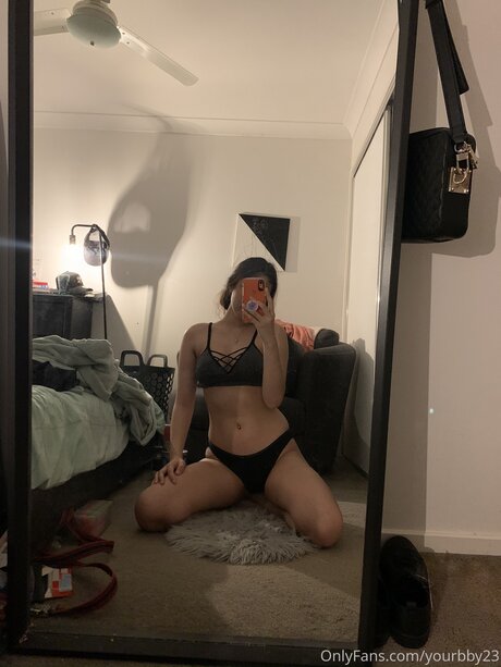 Yourbby23