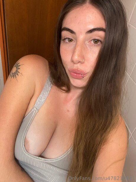 Foto di nudo di fuga di OnlyFans di Realcassiexx