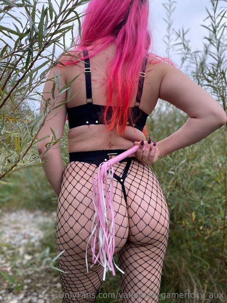 Valentina Gamerfoxy Aux