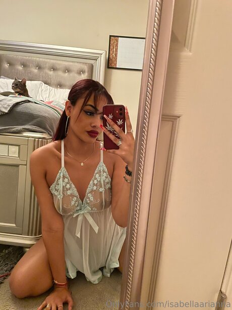 Foto di nudo di fuga di OnlyFans di Isabellaarianna