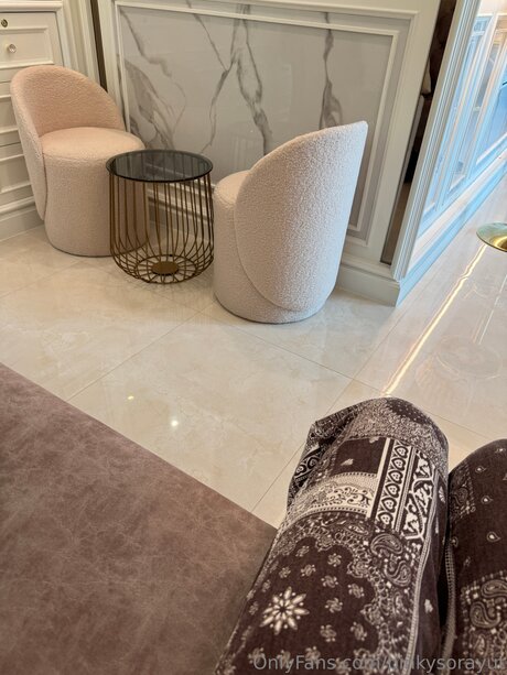 Foto di nudo di fuga di OnlyFans di Pinkysorayut