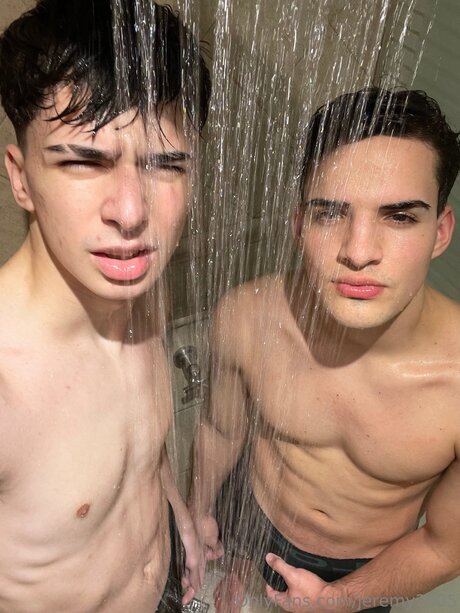 Foto di nudo di fuga di OnlyFans di Jeremy2005