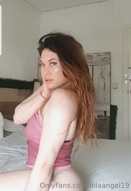 Foto di nudo di fuga di OnlyFans di Lolaangel19