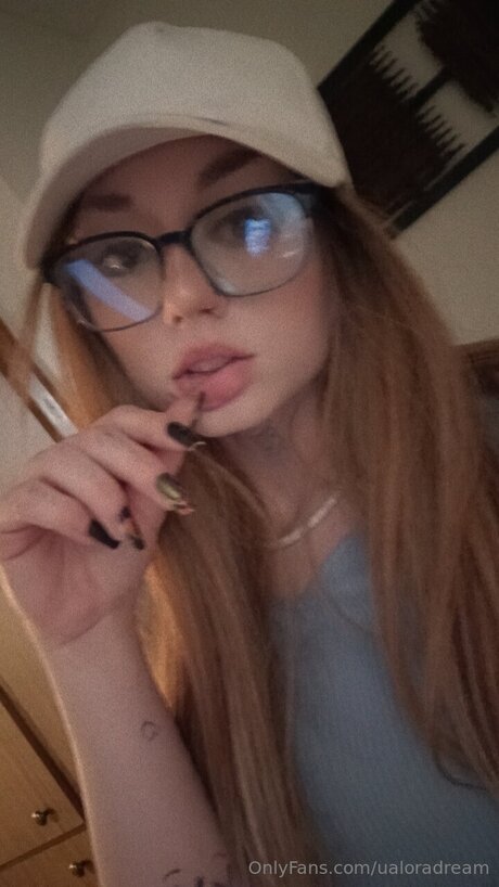 Foto di nudo di fuga di OnlyFans di O Phel Ia Baby