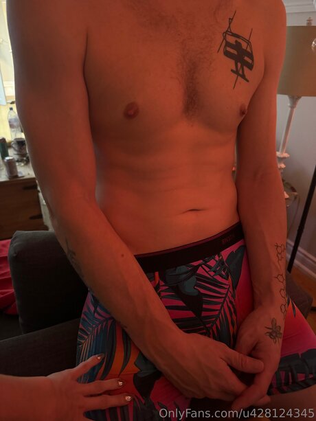 Foto di nudo di fuga di OnlyFans di Stefanlow91