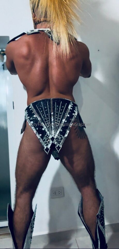 Foto di nudo di fuga di OnlyFans di Emilianorajzner