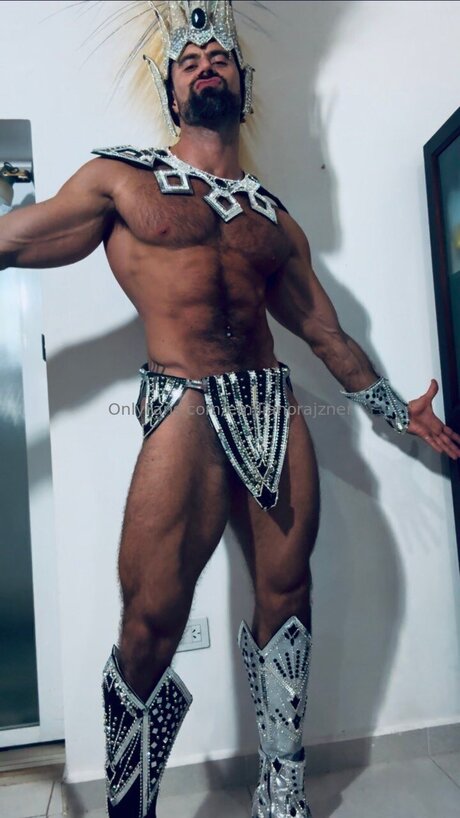 Foto di nudo di fuga di OnlyFans di Emilianorajzner