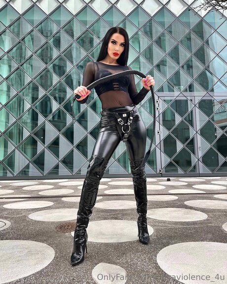 Foto di nudo di fuga di OnlyFans di The Goddesskara