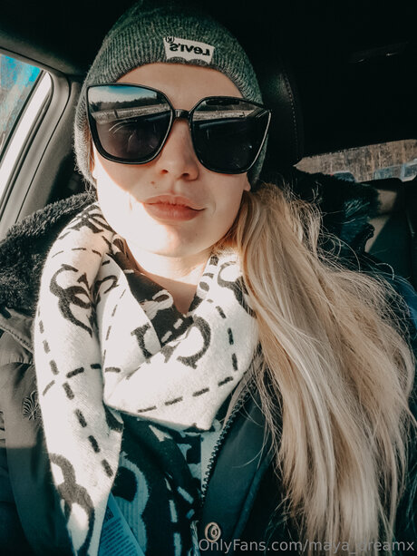 Foto di nudo di fuga di OnlyFans di Maya Dreamx