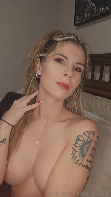 Foto di nudo di fuga di OnlyFans di Ddelilah14300