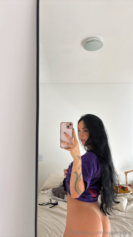 Foto di nudo di fuga di OnlyFans di Buunnymia
