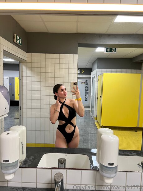 Foto di nudo di fuga di OnlyFans di Maria34578