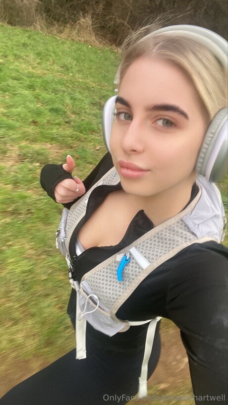 Foto di nudo di fuga di OnlyFans di Phoebehartwell