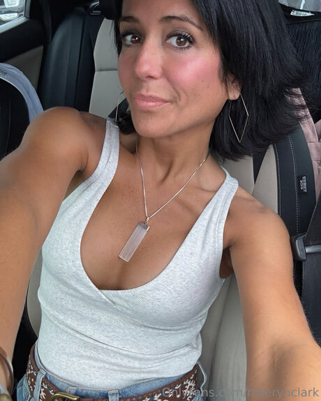 Foto di nudo di fuga di OnlyFans di Mserynclark