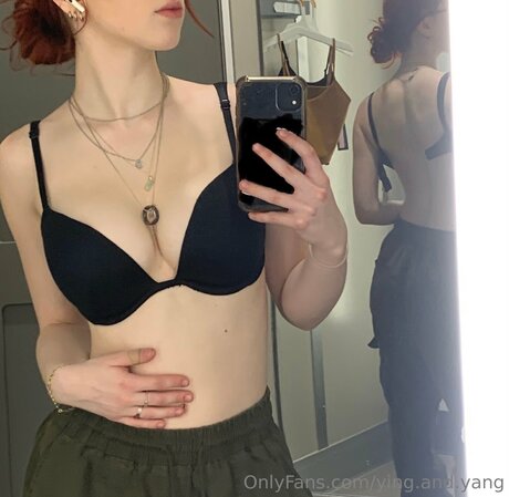 Foto di nudo di fuga di OnlyFans di Ying And Yang