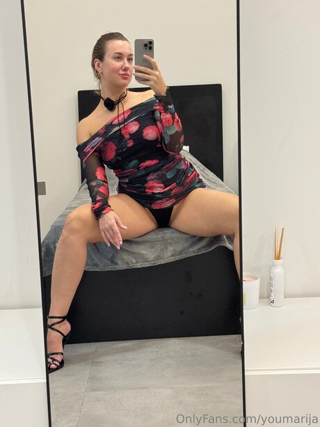 Foto di nudo di fuga di OnlyFans di Youmarija