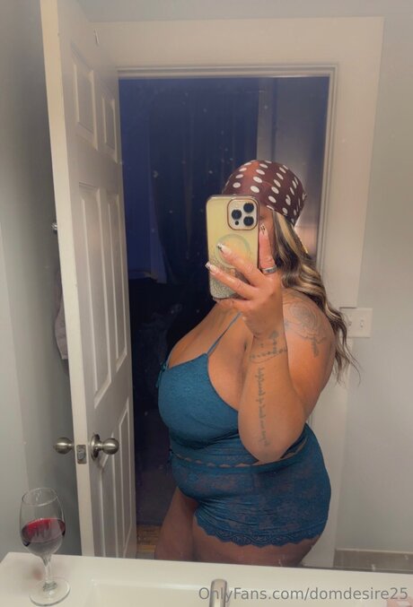 Foto di nudo di fuga di OnlyFans di Domdesire25