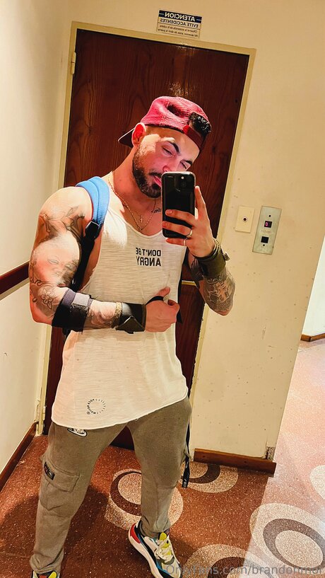 Foto di nudo di fuga di OnlyFans di Brandonmor