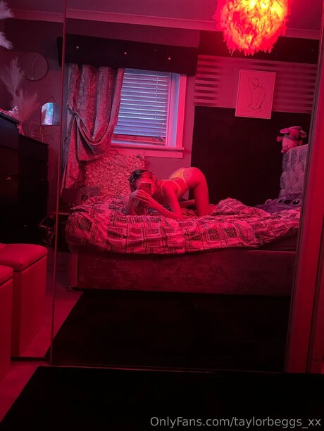 Foto di nudo di fuga di OnlyFans di Taylorbeggs Xx
