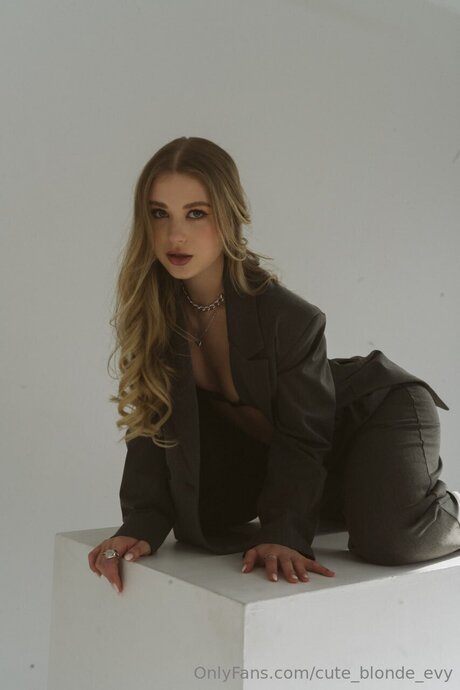 Cute Blonde Evy