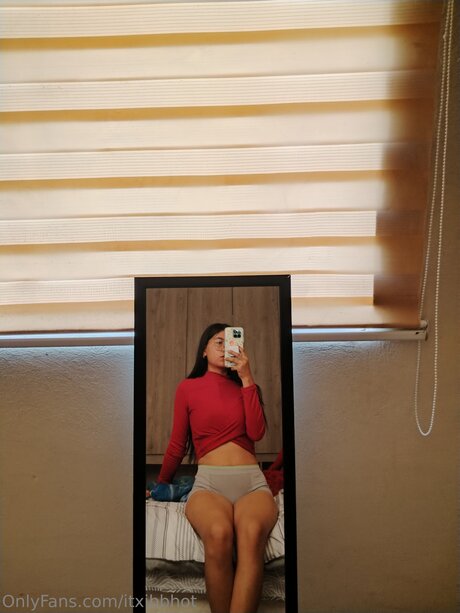 Foto di nudo di fuga di OnlyFans di Mar Cute