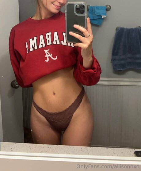 Foto di nudo di fuga di OnlyFans di Allisonnxo