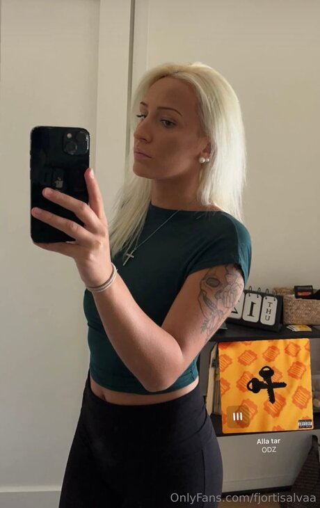 Foto di nudo di fuga di OnlyFans di Fjortisalvaa
