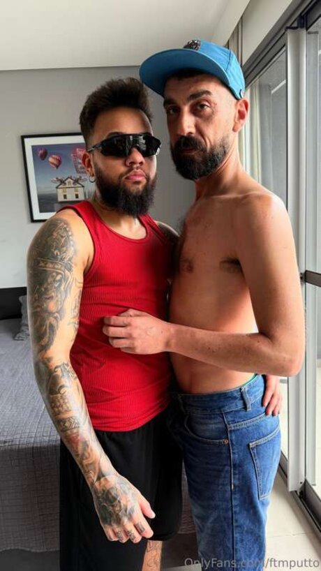 Foto di nudo di fuga di OnlyFans di Ftmputto