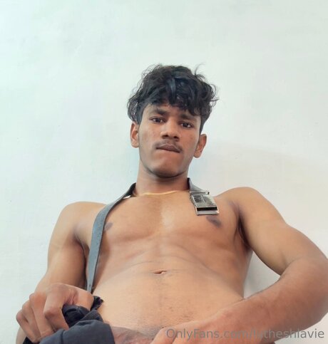 Foto di nudo di fuga di OnlyFans di Lutheshlavie