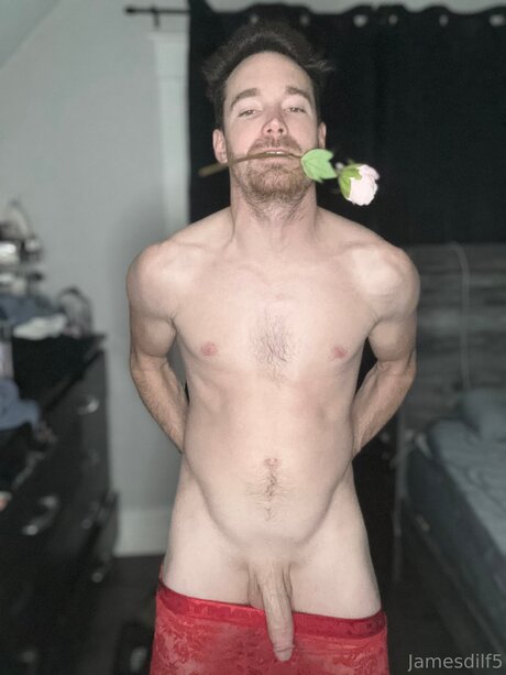 Foto di nudo di fuga di OnlyFans di Jamesdilf5
