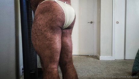 Foto di nudo di fuga di OnlyFans di A Salvator