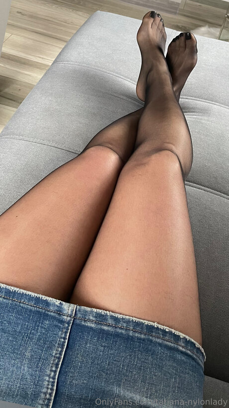 Foto di nudo di fuga di OnlyFans di Tatjana Nylonlady