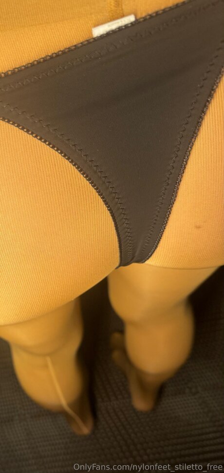 Nylonfeet Stiletto Free