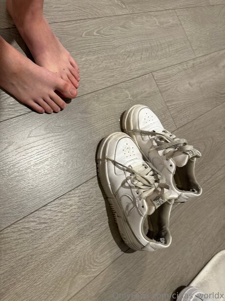 Foto di nudo di fuga di OnlyFans di Cinas Worldx
