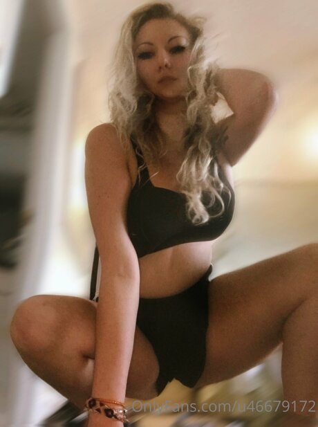 Foto di nudo di fuga di OnlyFans di Autumn4u32
